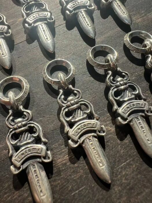 크롬하츠 보검 스몰 펜던트 각인 레플리카 미러급 SA급 S급 고퀄리티 최상급 하이엔드 악세사리 [남성여성공용] 3