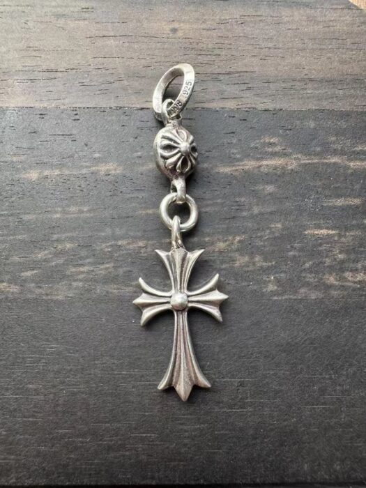 크롬하츠 TinyE 십자가 펜던트 레플리카 미러급 SA급 S급 고퀄리티 최상급 하이엔드 악세사리 [남성여성공용]