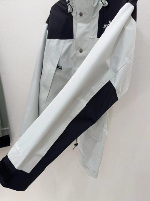 노스페이스 에코 고어텍스 마운틴 자켓 아이보리 레플리카 미러급 SA급 S급 고퀄리티 하이엔드 최상급 의류 [남성여성공용] 13