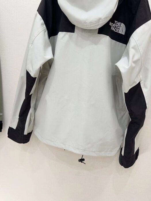노스페이스 에코 고어텍스 마운틴 자켓 아이보리 레플리카 미러급 SA급 S급 고퀄리티 하이엔드 최상급 의류 [남성여성공용] 11