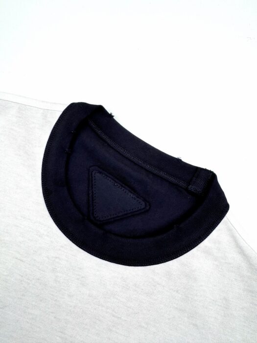 프라다 배색 양면 반팔티 화이트 블랙 레플리카 미러급 SA급 S급 고퀄리티 하이엔드 최상급 의류 [남성여성공용] 7