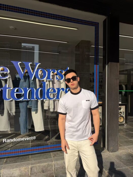 프라다 배색 양면 반팔티 화이트 블랙 레플리카 미러급 SA급 S급 고퀄리티 하이엔드 최상급 의류 [남성여성공용]