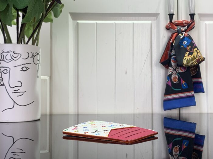 루이비통 LV x TM 로미 카드 홀더 화이트 M27706 레플리카 미러급 SA급 S급 고퀄리티 최상급 하이엔드 지갑 [여성] 5