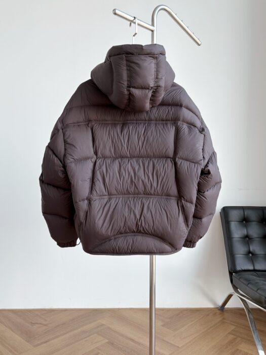 제냐 ZEGNA 미니 모노그램 단색 후드 패딩 와인 레플리카 미러급 SA급 S급 고퀄리티 하이엔드 최상급 의류 [남성] 4