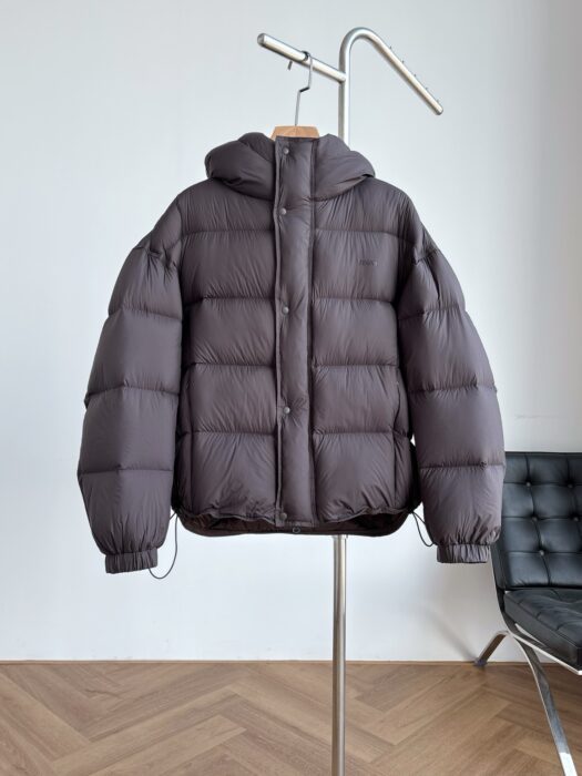 제냐 ZEGNA 미니 모노그램 단색 후드 패딩 와인 레플리카 미러급 SA급 S급 고퀄리티 하이엔드 최상급 의류 [남성] 3