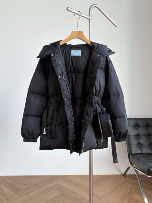 프라다 리나일론 벨티드 다운 자켓 백 롱 패딩 블랙 레플리카 미러급 SA급 S급 고퀄리티 하이엔드 최상급 의류 [여성] 5