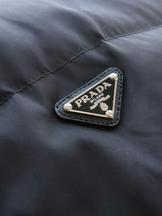 프라다 리나일론 벨티드 다운 자켓 백 롱 패딩 블랙 레플리카 미러급 SA급 S급 고퀄리티 하이엔드 최상급 의류 [여성] 21