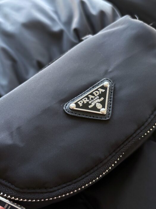 프라다 리나일론 벨티드 다운 자켓 백 롱 패딩 블랙 레플리카 미러급 SA급 S급 고퀄리티 하이엔드 최상급 의류 [여성] 20