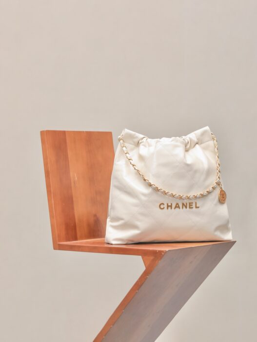 샤넬 금장 22백 화이트 이디엄 레플리카 미러급 SA급 S급 고퀄리티 최상급 하이엔드 가방 [여성] 3