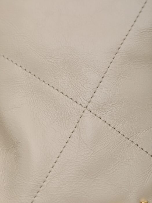 샤넬 금장 22백 화이트 이디엄 레플리카 미러급 SA급 S급 고퀄리티 최상급 하이엔드 가방 [여성] 6