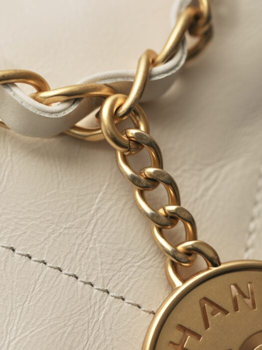 샤넬 금장 22백 화이트 이디엄 레플리카 미러급 SA급 S급 고퀄리티 최상급 하이엔드 가방 [여성] 13