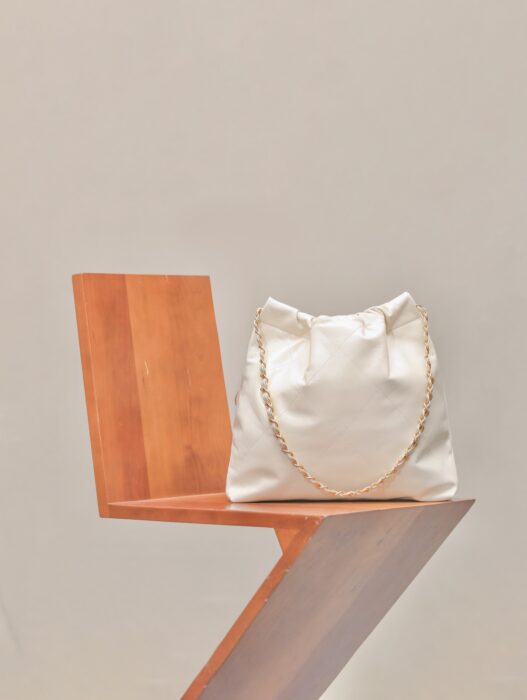 샤넬 금장 22백 화이트 스몰 레플리카 미러급 SA급 S급 고퀄리티 최상급 하이엔드 가방 [여성] 2