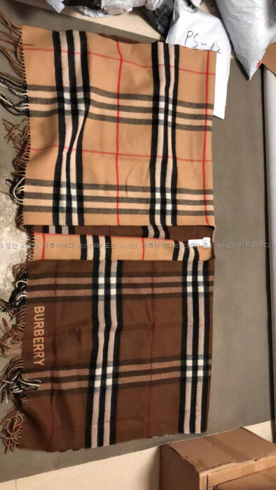 2023.03.18_[백ㅇ희  고객님 검수] 버버리 레플리카 머플러 2