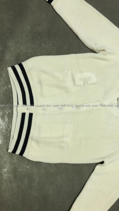 2023.04.09_[김ㅇ수 고객님 검수] 셀린느 레플리카 가디건  43271 5