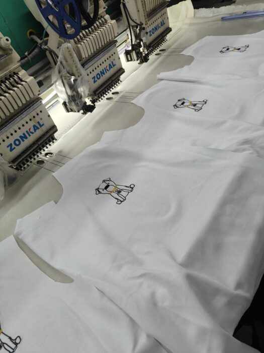 펜디 강아지 자수 단색 반팔티 화이트 레플리카 미러급 SA급 S급 고퀄리티 하이엔드 최상급 의류 [남성여성공용] 4