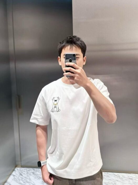 펜디 강아지 자수 단색 반팔티 화이트 레플리카 미러급 SA급 S급 고퀄리티 하이엔드 최상급 의류 [남성여성공용]