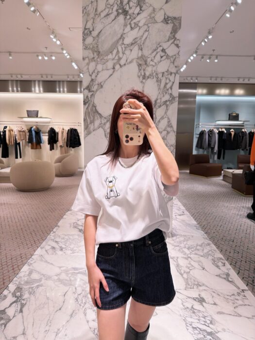 펜디 강아지 자수 단색 반팔티 화이트 레플리카 미러급 SA급 S급 고퀄리티 하이엔드 최상급 의류 [남성여성공용] 2