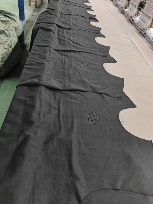 구찌 GG 인터로킹 자수 코튼 저지 반팔티 블랙 레플리카 미러급 SA급 S급 고퀄리티 하이엔드 최상급 의류 [남성여성공용] 3