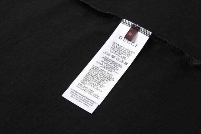 구찌 GG 인터로킹 자수 코튼 저지 반팔티 블랙 레플리카 미러급 SA급 S급 고퀄리티 하이엔드 최상급 의류 [남성여성공용] 14