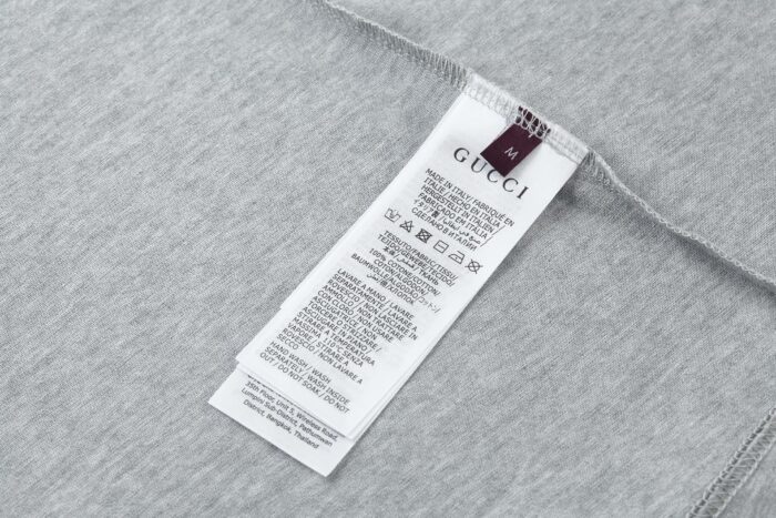 구찌 프린트 디테일의 코튼 저지 스웨트셔츠 반팔티 그레이 레플리카 미러급 SA급 S급 고퀄리티 하이엔드 최상급 의류 [남성여성공용] 10