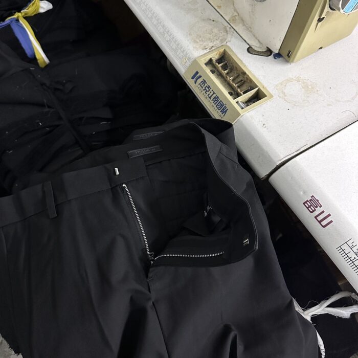 프라다 베이직 양털 혼방 양복 하의 팬츠 블랙 레플리카 미러급 SA급 S급 고퀄리티 하이엔드 최상급 의류 [남성] 2