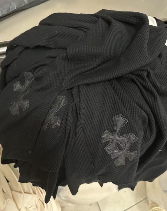 크롬하츠 레더 십자가 와플 긴팔티 블랙 레플리카 미러급 SA급 S급 고퀄리티 하이엔드 최상급 의류 [남성여성공용] 3