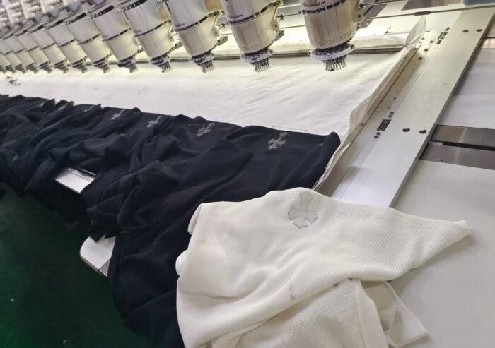 크롬하츠 레더 십자가 와플 긴팔티 블랙 레플리카 미러급 SA급 S급 고퀄리티 하이엔드 최상급 의류 [남성여성공용] 4