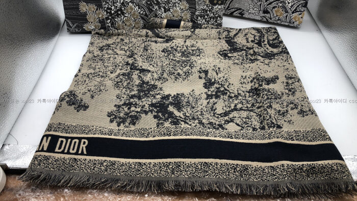 2023.03.03_[김ㅇ정 고객님 검수] 디올 레플리카 머플러 39010  8