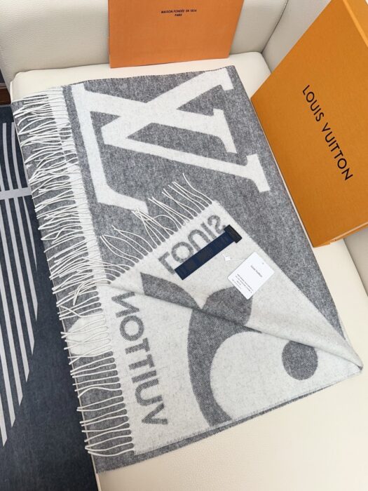 루이비통 점보 LV 플라워 캐시미어 태슬 스카프 그레이 레플리카 미러급 SA급 S급 고퀄리티 최상급 하이엔드 [남성여성공용] 5