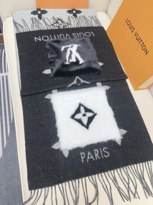 루이비통 콜드 레이캬비크 스카프 블랙 M92569 M79232 레플리카 미러급 SA급 S급 고퀄리티 최상급 하이엔드 [남성여성공용] 2
