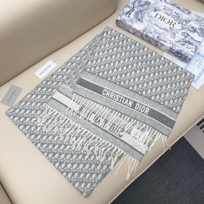 디올 오블리크 자카드 캐시미어 스카프 그레이 레플리카 미러급 SA급 S급 고퀄리티 최상급 하이엔드 악세사리 [남성여성공용] 3