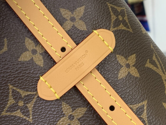 루이비통 캐리올 이스트 웨스트 M28101 레플리카 미러급 SA급 S급 고퀄리티 최상급 하이엔드 가방 [여성] 10