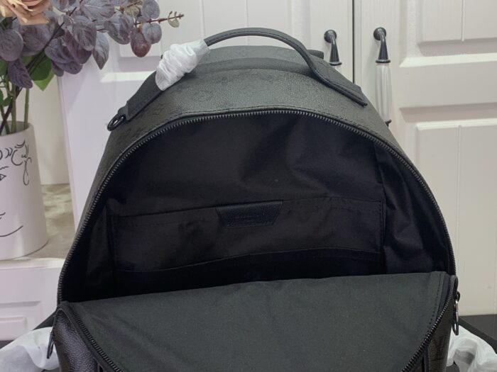 루이비통 디스커버리 카고 백팩 M26765 레플리카 미러급 SA급 S급 고퀄리티 최상급 하이엔드 가방 [남성여성공용] 3