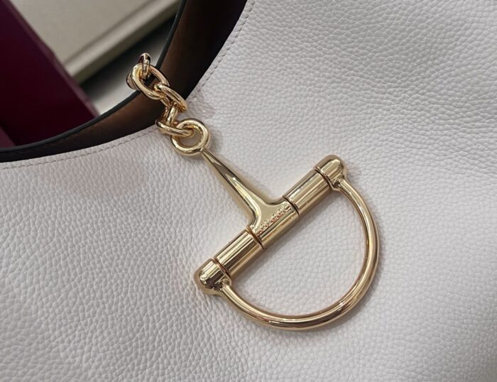 구찌 소프트빗 맥시 숄더 백 화이트 837466 레플리카 미러급 SA급 S급 고퀄리티 최상급 하이엔드 가방 [여성] 8