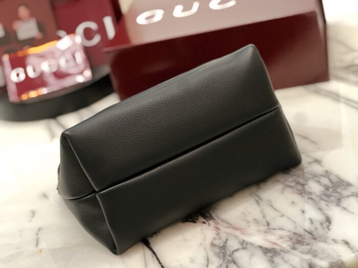 구찌 소프트빗 미디움 탑 핸들 백 블랙 837467 레플리카 미러급 SA급 S급 고퀄리티 최상급 하이엔드 가방 [여성] 6