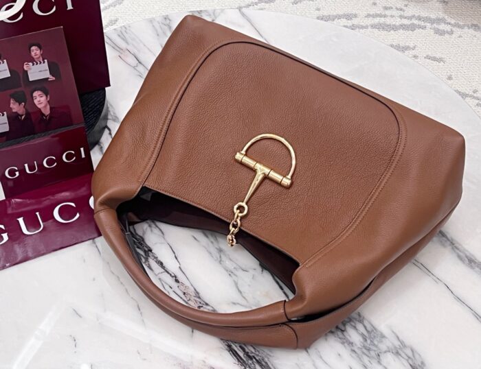 구찌 소프트빗 맥시 숄더 백 브라운 837466 레플리카 미러급 SA급 S급 고퀄리티 최상급 하이엔드 가방 [여성] 6