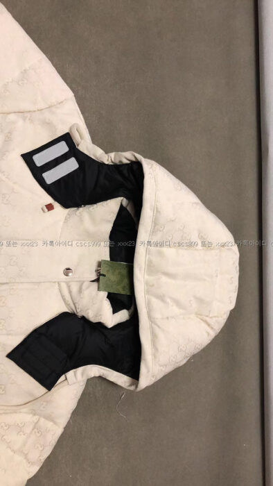 2023.03.10_[조ㅇ석 고객님 검수] 구찌 레플리카 숏 패딩 18