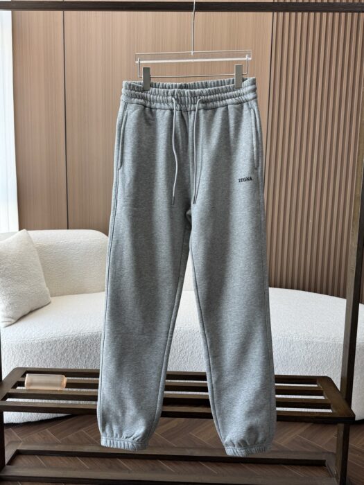 제냐 ZEGNA 미니 로고 캐쥬얼 조거팬츠 그레이 레플리카 미러급 SA급 S급 고퀄리티 하이엔드 최상급 의류 [남성]