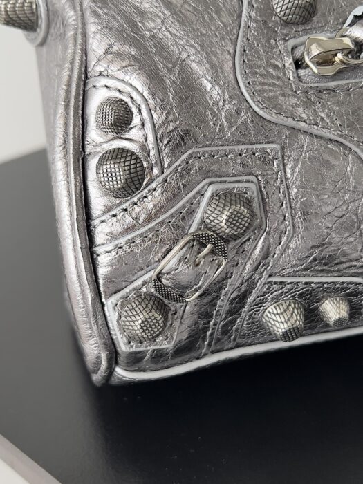 발렌시아가 르 카골 스몰 더플백 옵틱 실버 레플리카 미러급 SA급 S급 고퀄리티 최상급 하이엔드 가방 [여성] 7