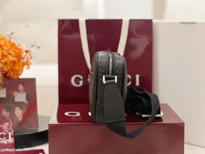 구찌 GG 엠블럼 스몰 크로스바디백 블랙 850242 레플리카 미러급 SA급 S급 고퀄리티 최상급 하이엔드 가방 [남성여성공용] 6