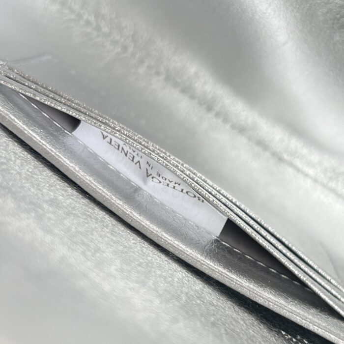 보테가베네타 안디아모 클러치 실버 844124 레플리카 미러급 SA급 S급 고퀄리티 최상급 하이엔드 가방 [여성] 10