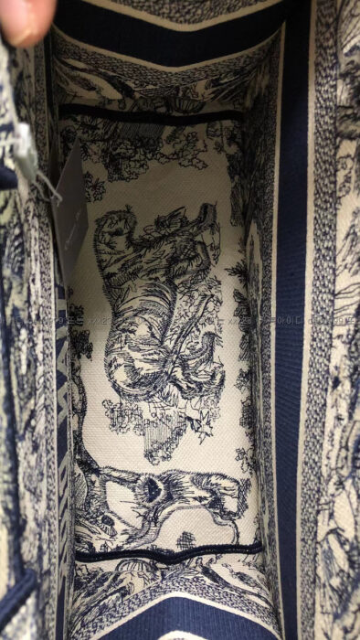 2023.01.19_[정*훈 고객님 검수] 디올 레플리카 가방 북토트백 10