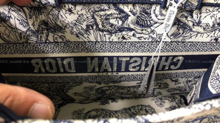 2023.01.19_[정*훈 고객님 검수] 디올 레플리카 가방 북토트백 11