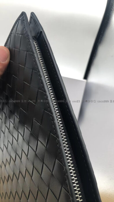 2023.01.17_[조*훈 고객님 검수] 보테가베네타 레플리카 클러치 4