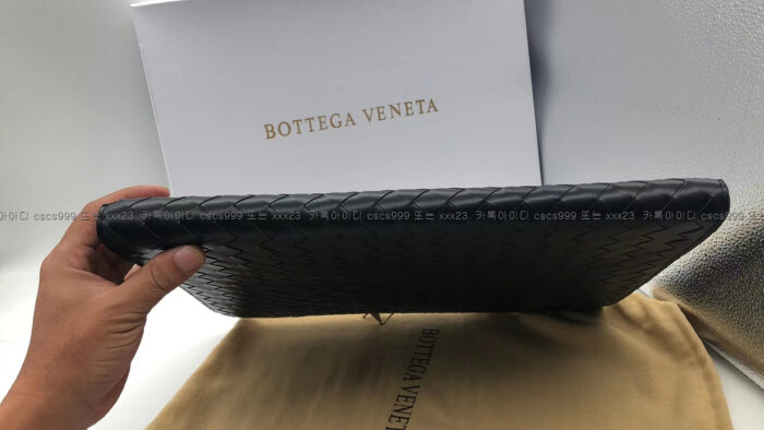 2023.01.17_[조*훈 고객님 검수] 보테가베네타 레플리카 클러치 8