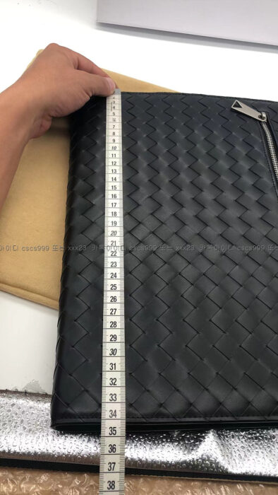 2023.01.17_[조*훈 고객님 검수] 보테가베네타 레플리카 클러치 10