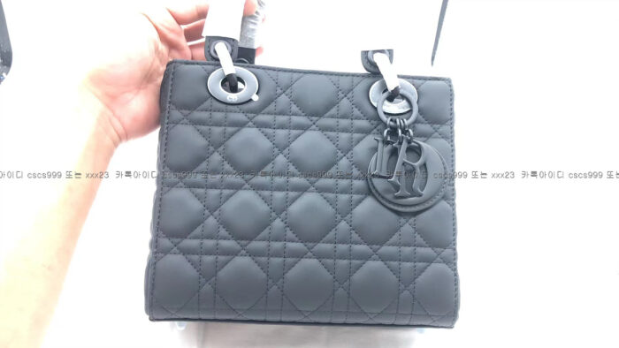 2023.01.12_[김*희 고객님 검수] 디올 레이디 미디움 백 2