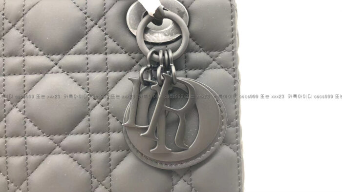 2023.01.12_[김*희 고객님 검수] 디올 레이디 미디움 백 3