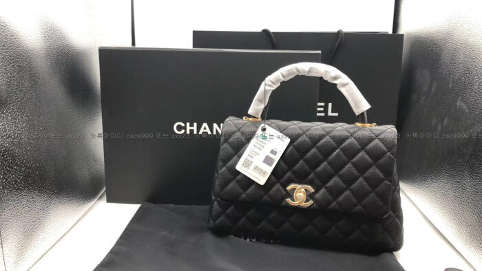 2024.03.03_[조*진 고객님 검수] 샤넬 레플리카 가방 코코핸들 미디움 블랙 골드