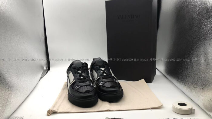 2023.01.02_[강*희 고객님 검수] 발렌티노 레플리카 스니커즈